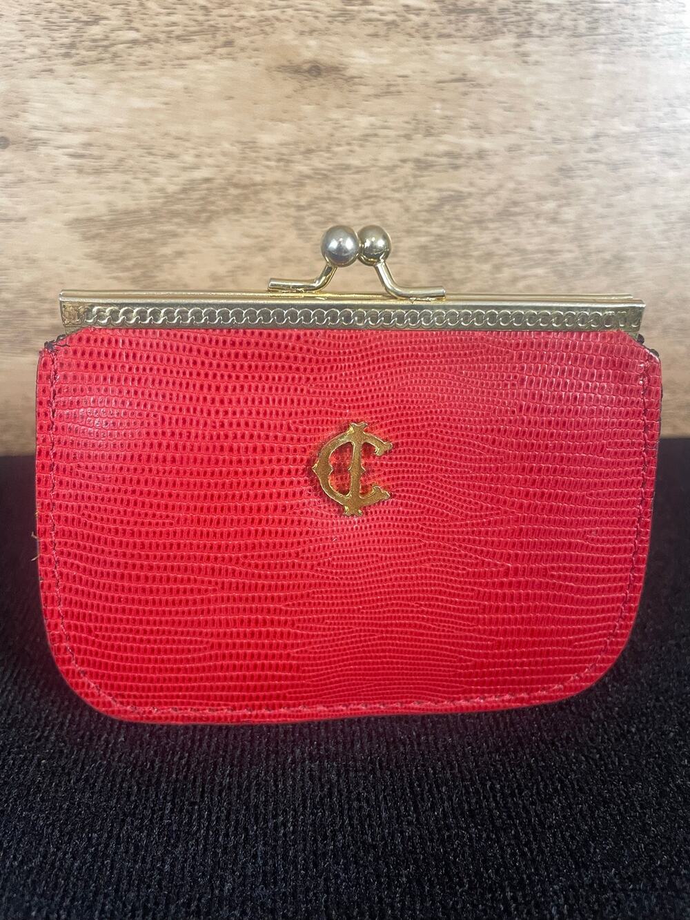 Vintage Red Leather Lizard Embossed Coin Purse Gold Kiss Lock Wallet Pouch
